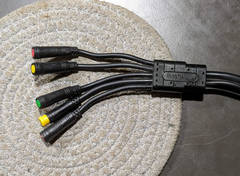 KETELES Integrated cable
